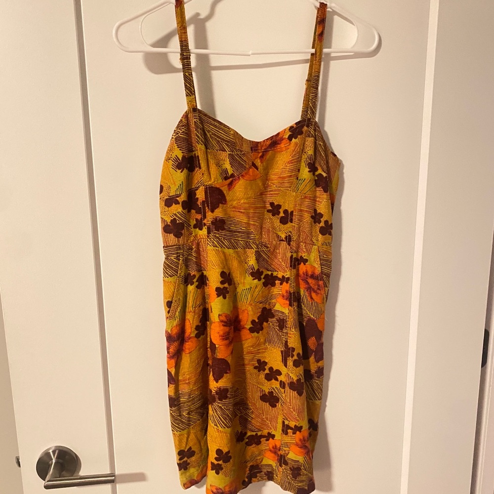 SOLD-UO summer dress - Picture 3 of 4